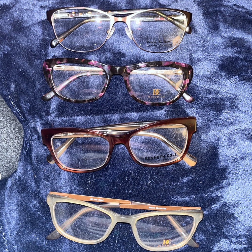 4 pairs of name brand frames ready to have your prescription put in